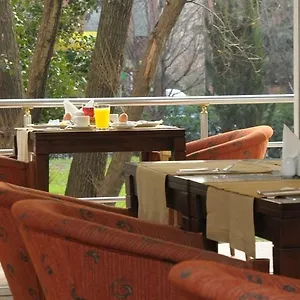 baran-residence-airport.istanbul-turkeyhotels.com/