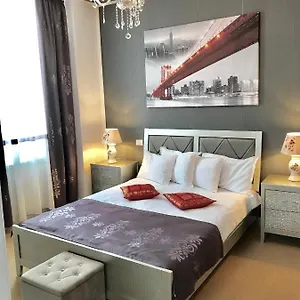 Πανσιόν 18 Boutique