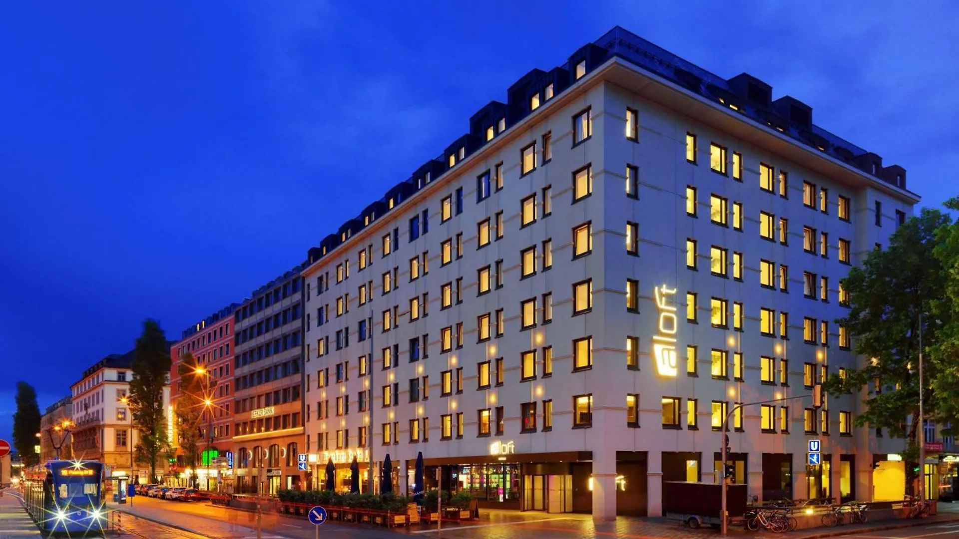 Aloft Muenchen Hotel